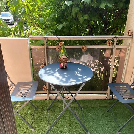 Joli Appartement Meuble Annecy Esterno foto